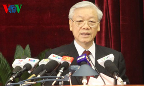 ที่ประชุมคณะกรรมการกลางพรรคนัดที่ ๘ จะลงมติอนุมัติปัญหาสำคัญๆของประเทศ